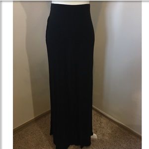 Ann Taylor black knit high waisted maxi skirt